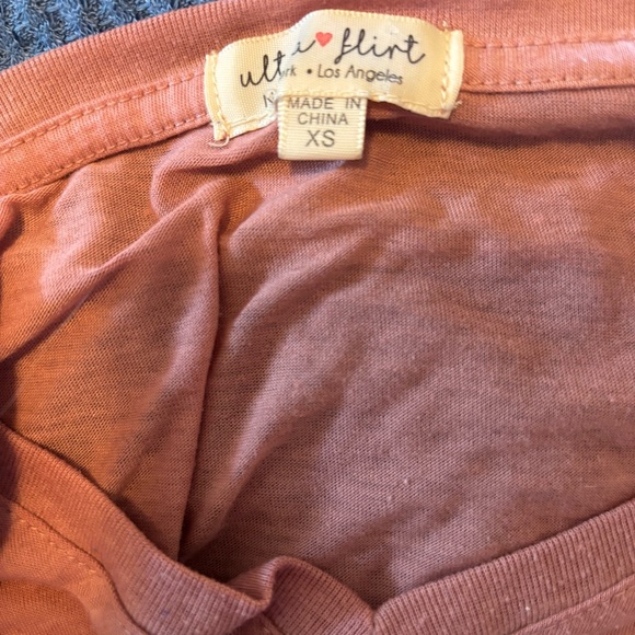 shirt size XS - Picture 4 of 5